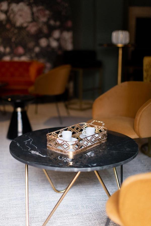 Le Victoria Boutique Hotel Сен-Поль-Труа-Шато Экстерьер фото